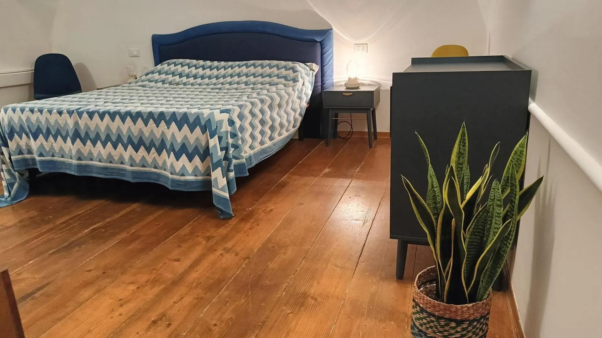 Piazzetta 4 - Casa Vacanze Naples Apartment